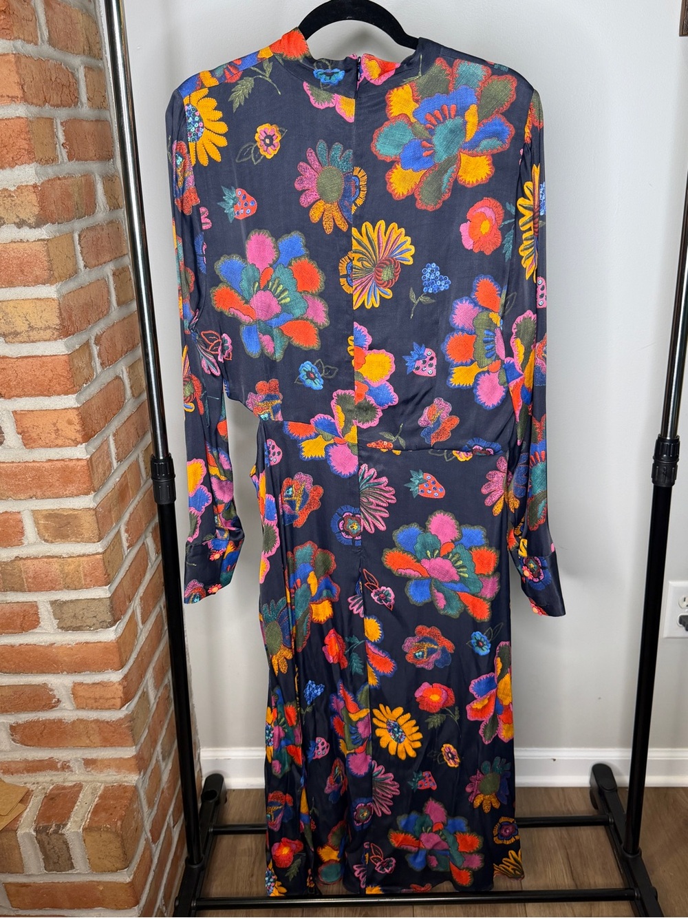 NWOT Farm Rio Lily’s Garden Floral Cutout High-Neck Midi Dress Black Multicolor - Picture 3 of 10